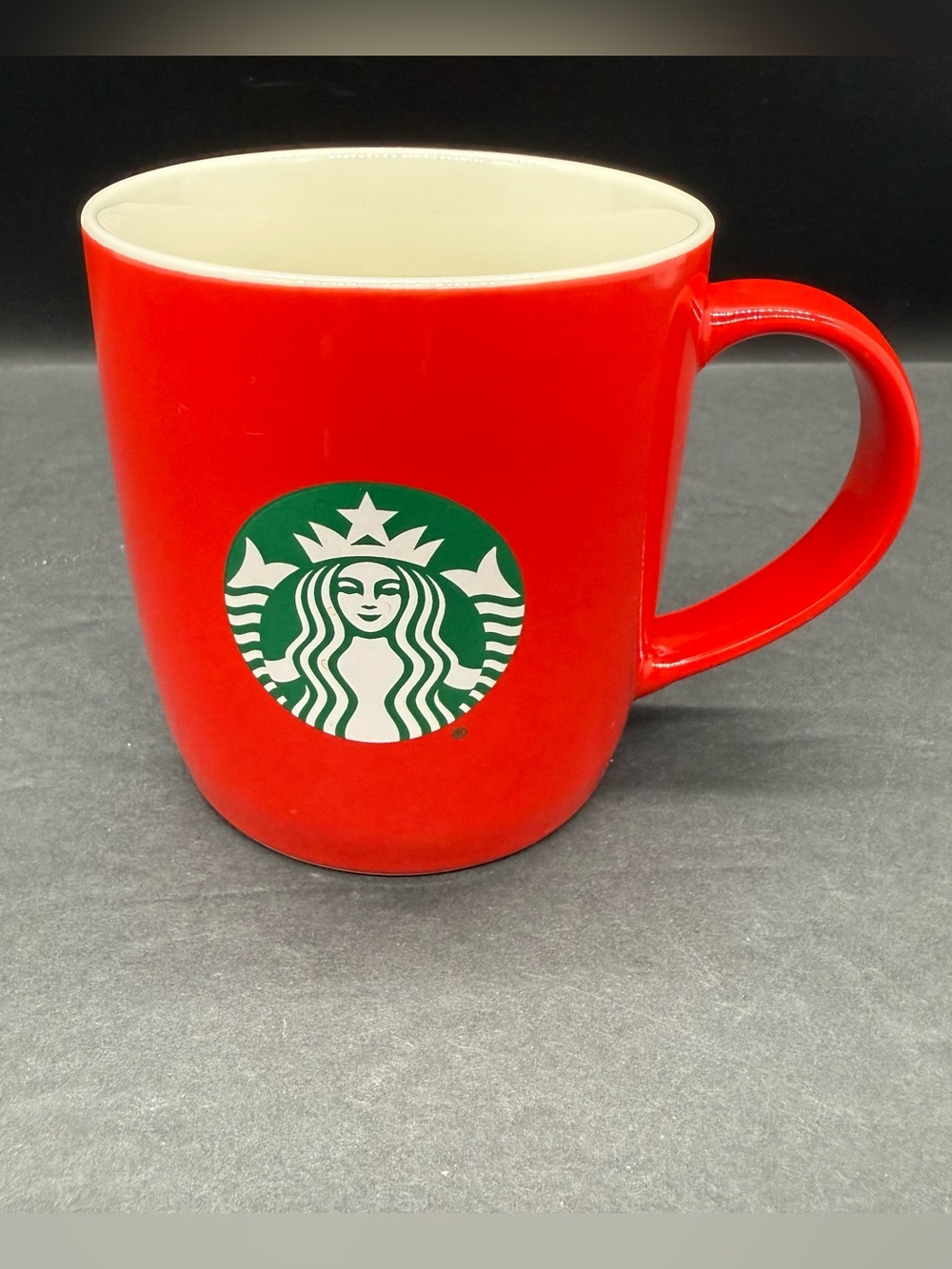 Starbucks 2021 Holiday Red Ceramic Coffee Mug Green Siren Logo 11 oz EXCELLENT